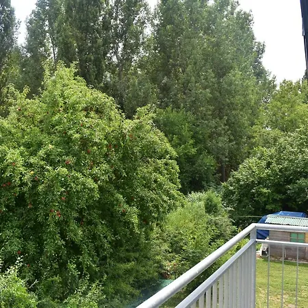 Sziget Casa de hóspedes 3*